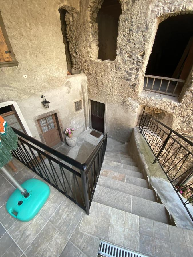 Ca' Berti Appartamento Con Terrazza Ville Del Monte Tenno Bagian luar foto
