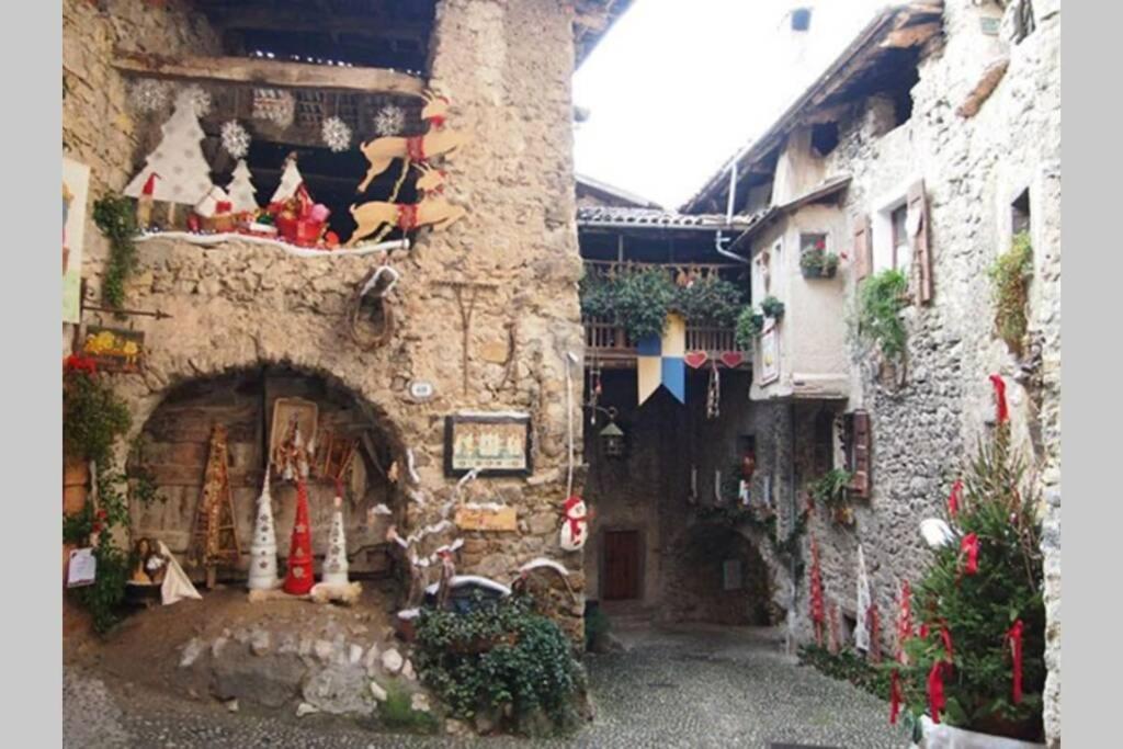 Ca' Berti Appartamento Con Terrazza Ville Del Monte Tenno Bagian luar foto