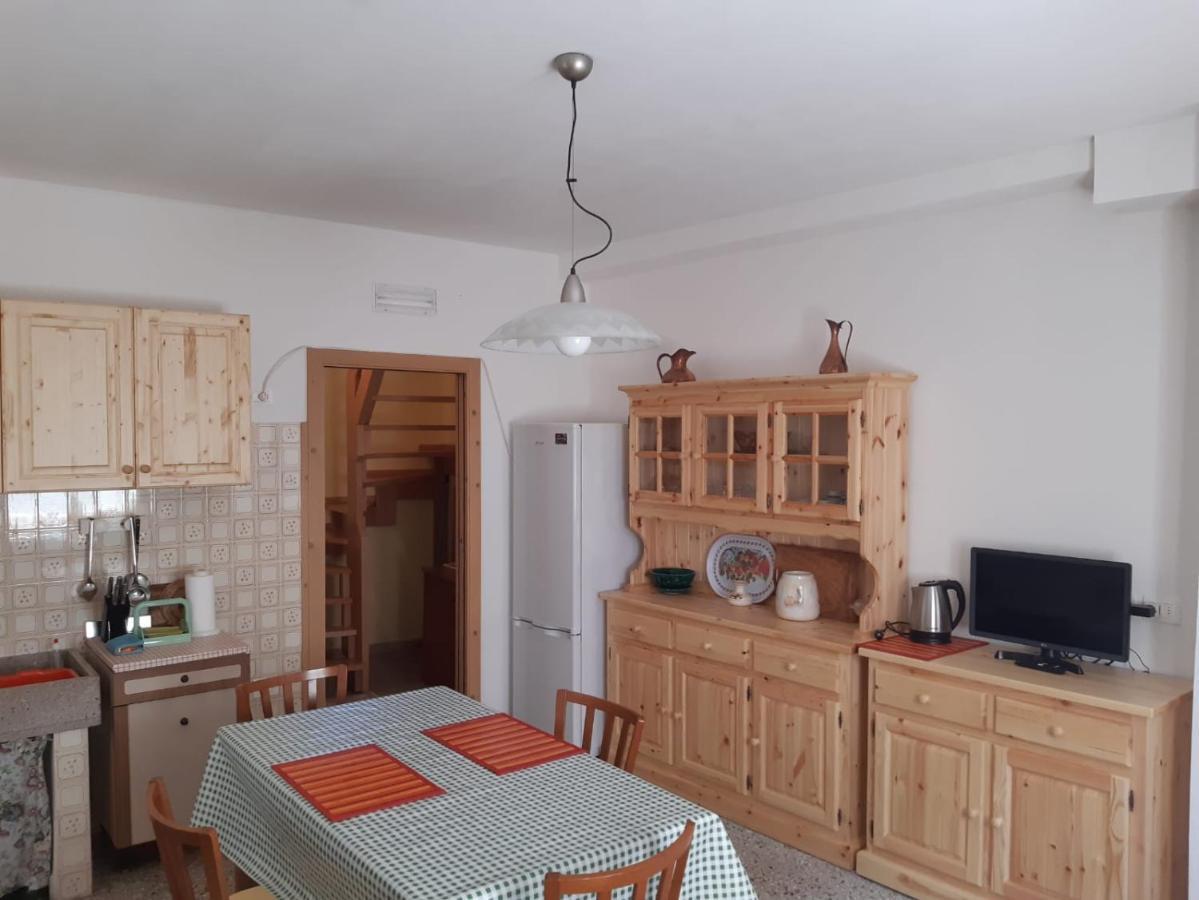 Ca' Berti Appartamento Con Terrazza Ville Del Monte Tenno Bagian luar foto