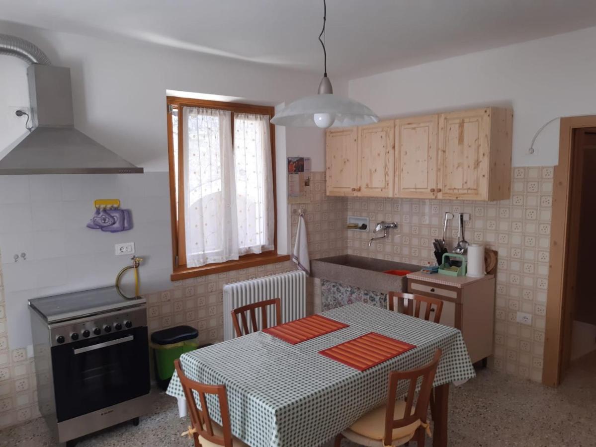 Ca' Berti Appartamento Con Terrazza Ville Del Monte Tenno Bagian luar foto